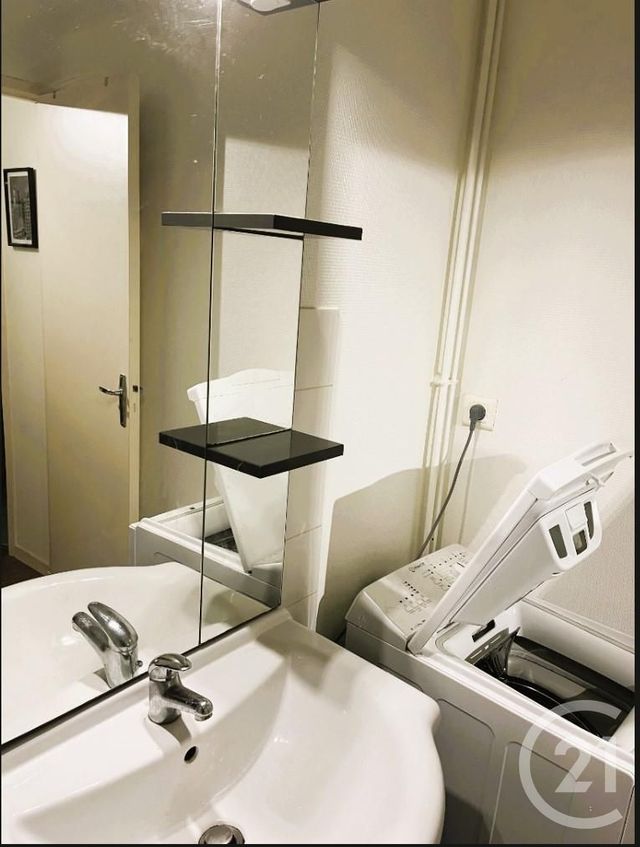 Appartement F2 à vendre - 2 pièces - 38.9 m2 - MONTLUCON - 03 - AUVERGNE - Century 21 Pasquet Immobilier