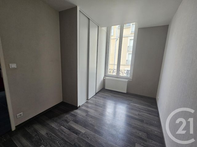 Appartement F1 bis à louer - 2 pièces - 26.35 m2 - MONTLUCON - 03 - AUVERGNE - Century 21 Pasquet Immobilier