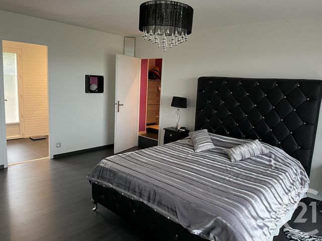 maison à vendre - 6 pièces - 202.0 m2 - DOMERAT - 03 - AUVERGNE - Century 21 Pasquet Immobilier