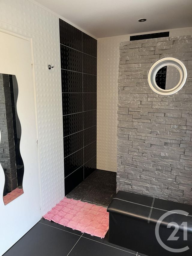 maison à vendre - 6 pièces - 202.0 m2 - DOMERAT - 03 - AUVERGNE - Century 21 Pasquet Immobilier