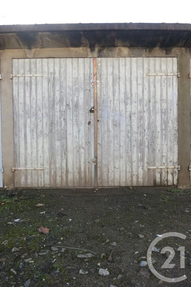 parking à louer - 15.0 m2 - MONTLUCON - 03 - AUVERGNE - Century 21 Pasquet Immobilier
