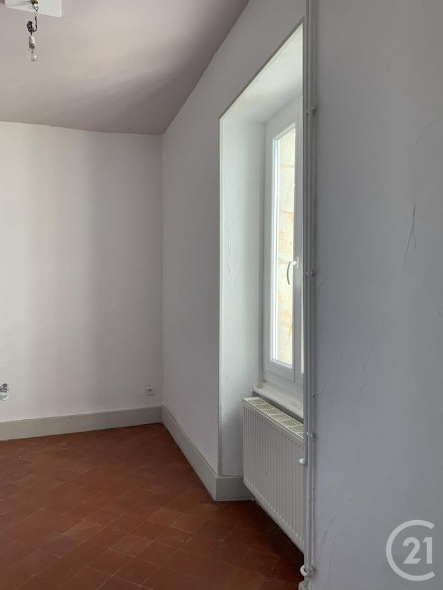 maison à louer - 5 pièces - 167.58 m2 - SAUVAGNY - 03 - AUVERGNE - Century 21 Pasquet Immobilier