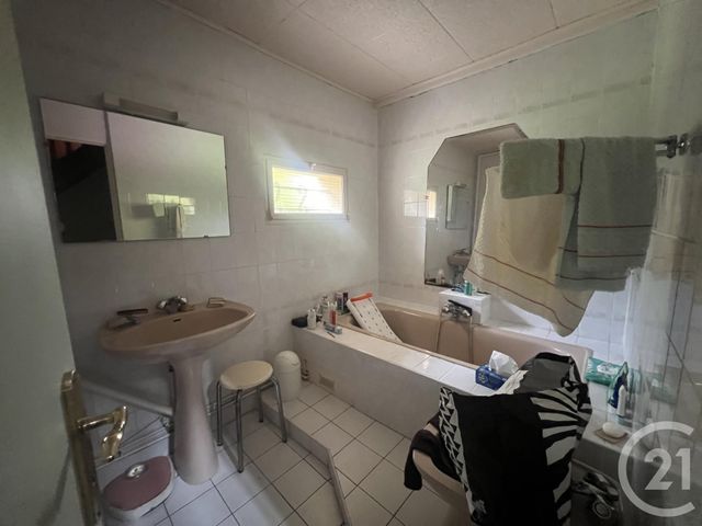 Afficher la photo en grand maison à vendre - 6 pièces - 145.0 m2 - DOMERAT - 03 - AUVERGNE - Century 21 Pasquet Immobilier
