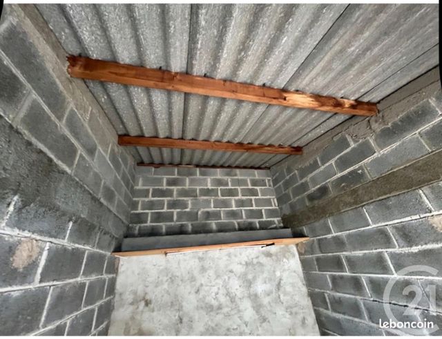 parking à louer - 13.0 m2 - MONTLUCON - 03 - AUVERGNE - Century 21 Pasquet Immobilier