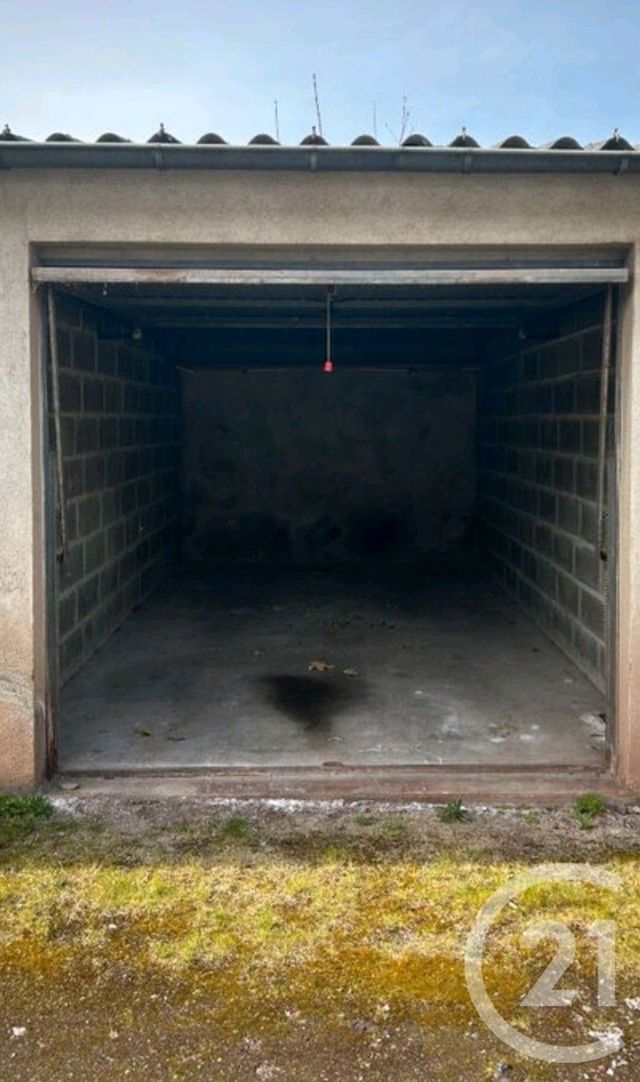 parking à louer - 13.0 m2 - MONTLUCON - 03 - AUVERGNE - Century 21 Pasquet Immobilier