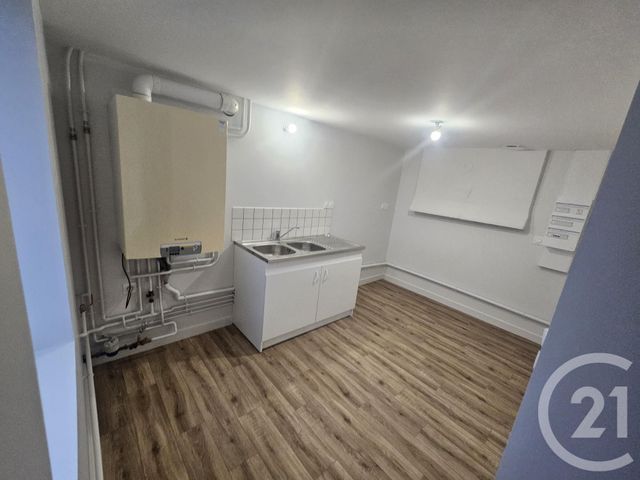 maison à louer - 4 pièces - 79.0 m2 - VALLON EN SULLY - 03 - AUVERGNE - Century 21 Pasquet Immobilier