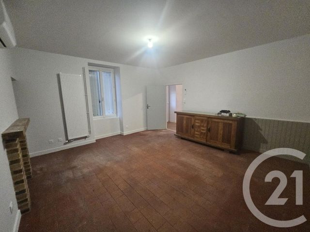 maison à louer - 4 pièces - 79.0 m2 - VALLON EN SULLY - 03 - AUVERGNE - Century 21 Pasquet Immobilier