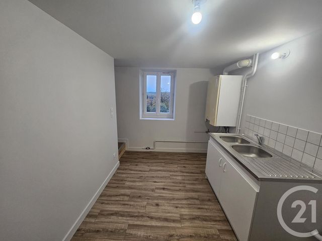 maison à louer - 4 pièces - 79.0 m2 - VALLON EN SULLY - 03 - AUVERGNE - Century 21 Pasquet Immobilier