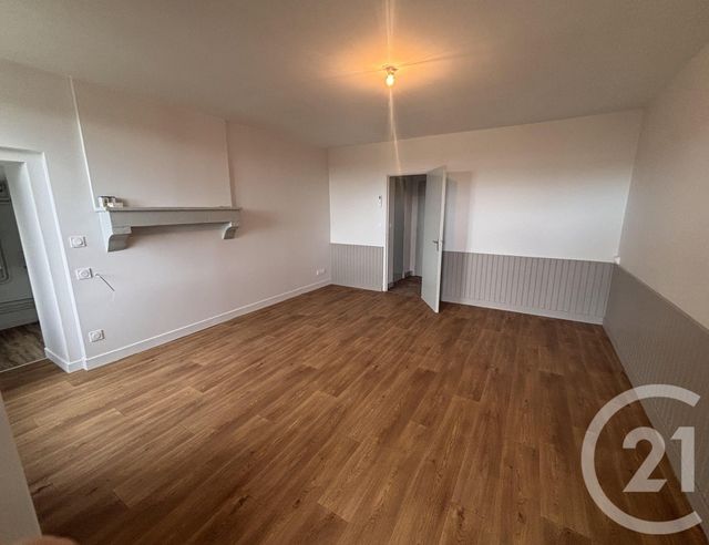 maison à louer - 3 pièces - 79.0 m2 - VALLON EN SULLY - 03 - AUVERGNE - Century 21 Pasquet Immobilier