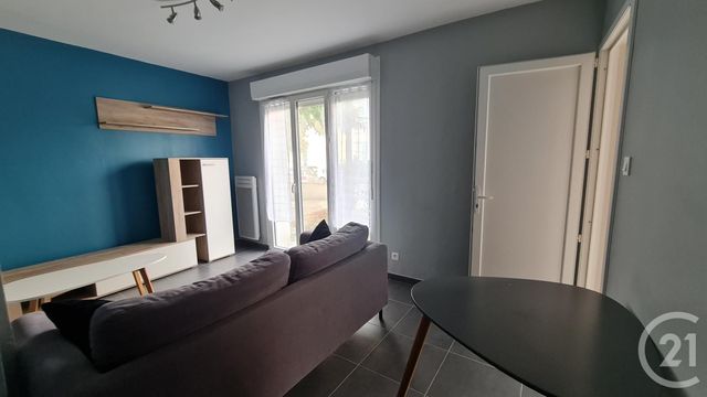 Appartement F2 à louer - 2 pièces - 27.79 m2 - MONTLUCON - 03 - AUVERGNE - Century 21 Pasquet Immobilier