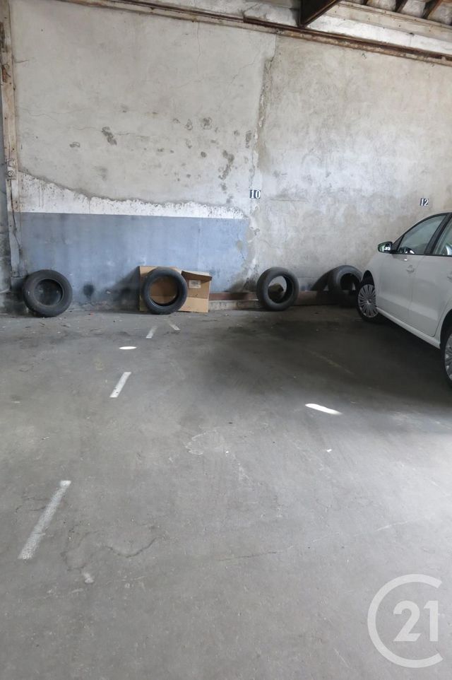 parking à louer - 12.0 m2 - MONTLUCON - 03 - AUVERGNE - Century 21 Pasquet Immobilier