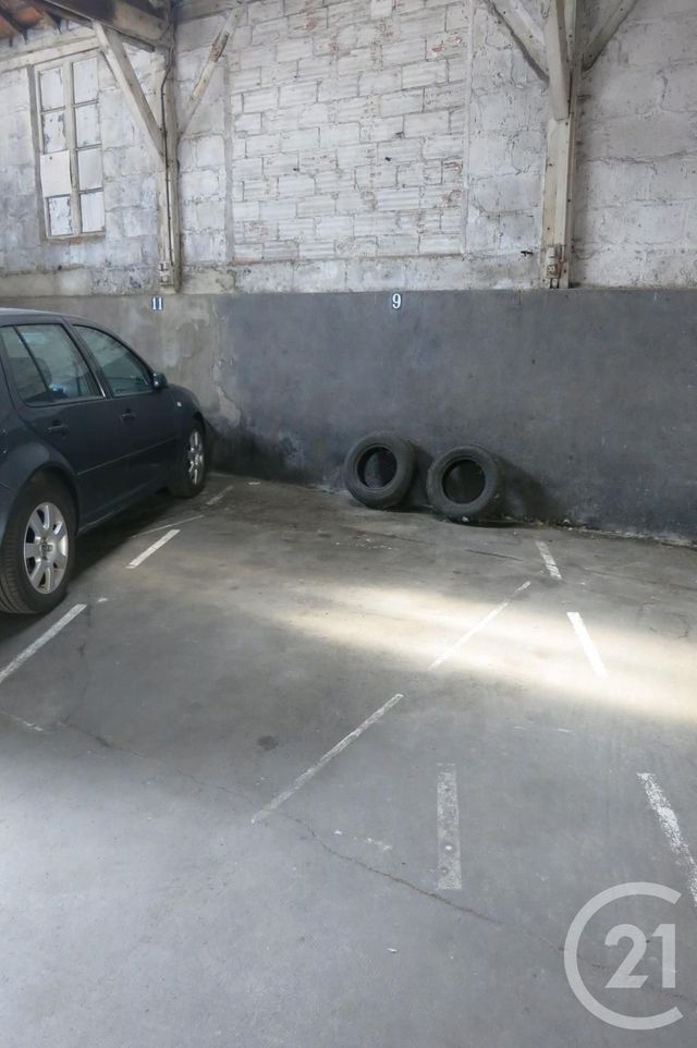 parking à louer - 12.0 m2 - MONTLUCON - 03 - AUVERGNE - Century 21 Pasquet Immobilier