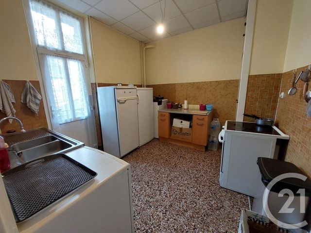 Appartement F3 à vendre - 3 pièces - 106.02 m2 - MONTLUCON - 03 - AUVERGNE - Century 21 Pasquet Immobilier