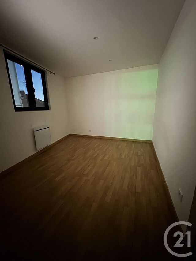 Appartement F3 à louer - 3 pièces - 57.67 m2 - MONTLUCON - 03 - AUVERGNE - Century 21 Pasquet Immobilier