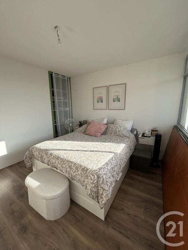 Appartement Duplex à vendre - 3 pièces - 72.7 m2 - MONTLUCON - 03 - AUVERGNE - Century 21 Pasquet Immobilier