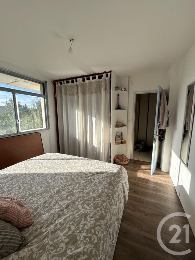 Appartement Duplex à vendre - 3 pièces - 72.7 m2 - MONTLUCON - 03 - AUVERGNE - Century 21 Pasquet Immobilier