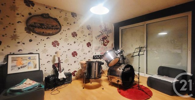 maison à vendre - 9 pièces - 183.5 m2 - DOMERAT - 03 - AUVERGNE - Century 21 Pasquet Immobilier