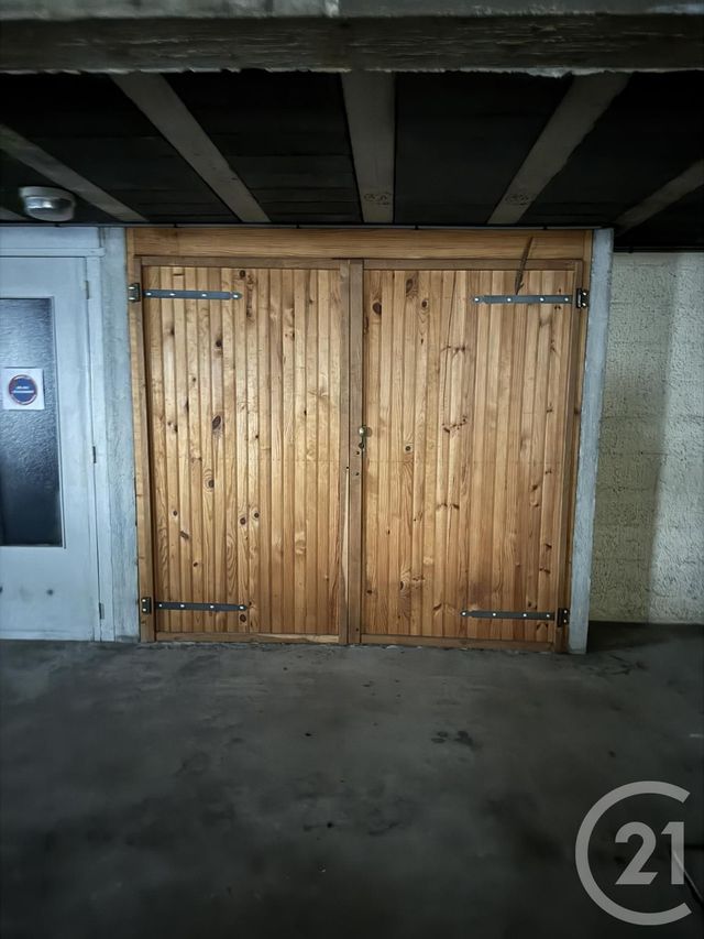 parking à louer - 12.0 m2 - MONTLUCON - 03 - AUVERGNE - Century 21 Pasquet Immobilier