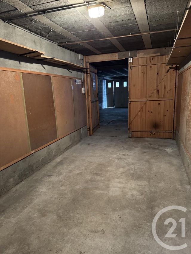 parking à louer - 12.0 m2 - MONTLUCON - 03 - AUVERGNE - Century 21 Pasquet Immobilier