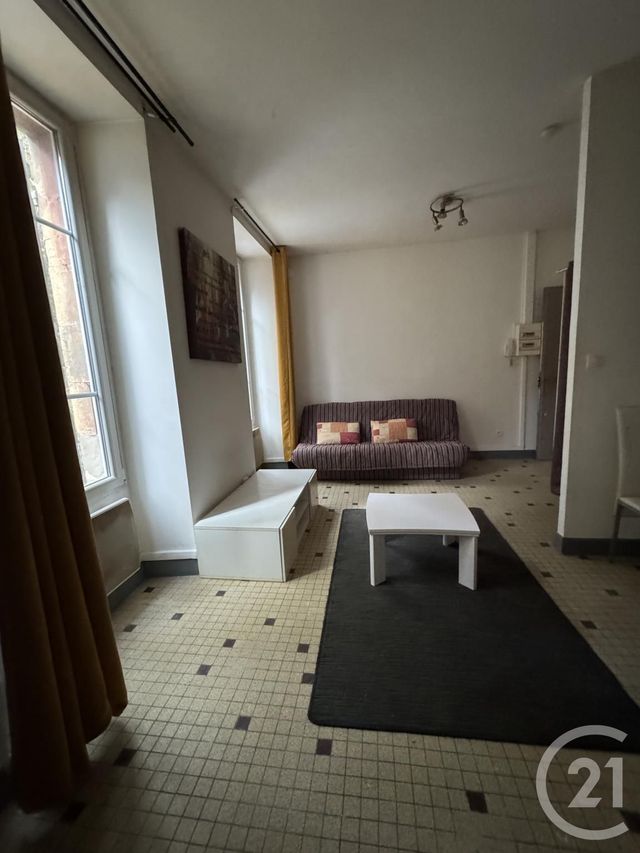 Appartement F1 à louer - 1 pièce - 24.0 m2 - MONTLUCON - 03 - AUVERGNE - Century 21 Pasquet Immobilier
