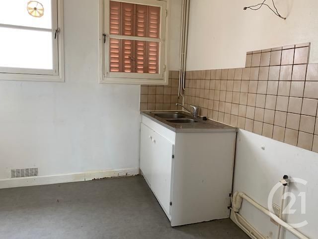 Appartement F3 à louer - 3 pièces - 66.11 m2 - MONTLUCON - 03 - AUVERGNE - Century 21 Pasquet Immobilier