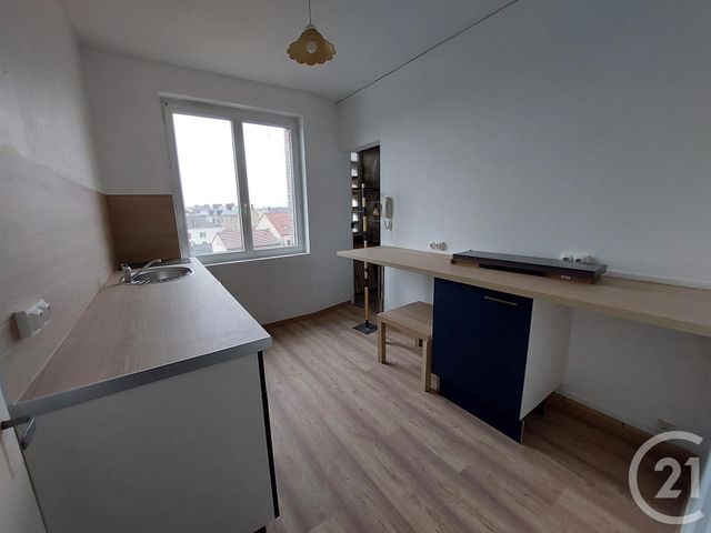 Appartement F2 à vendre - 2 pièces - 42.78 m2 - MONTLUCON - 03 - AUVERGNE - Century 21 Pasquet Immobilier