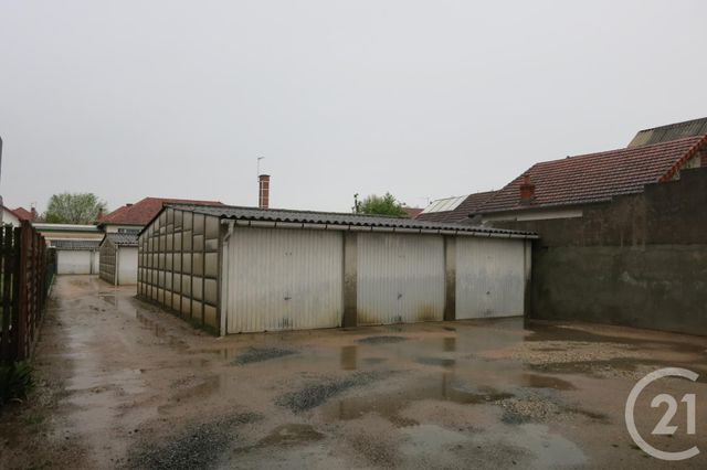 parking à louer - 13.0 m2 - MONTLUCON - 03 - AUVERGNE - Century 21 Pasquet Immobilier