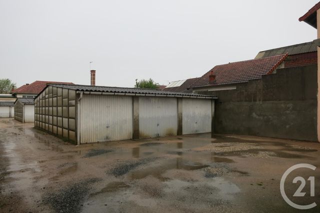 parking à louer - 13.0 m2 - MONTLUCON - 03 - AUVERGNE - Century 21 Pasquet Immobilier
