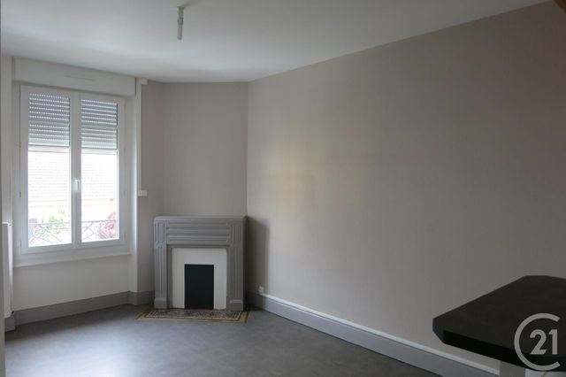 Appartement F3 à louer - 3 pièces - 55.0 m2 - MONTLUCON - 03 - AUVERGNE - Century 21 Pasquet Immobilier