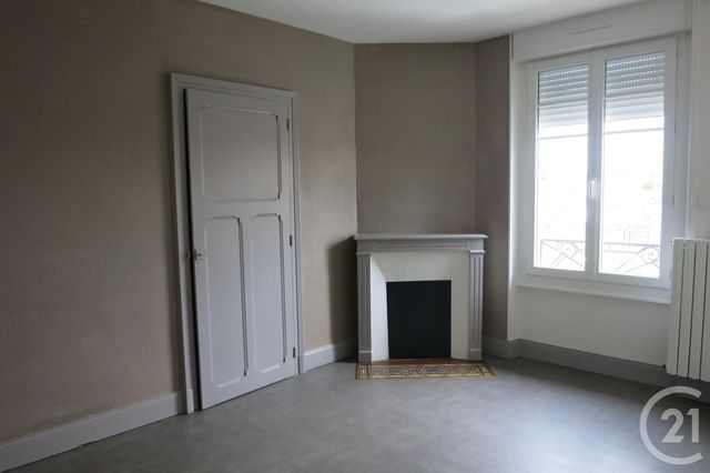 Appartement F3 à louer - 3 pièces - 55.0 m2 - MONTLUCON - 03 - AUVERGNE - Century 21 Pasquet Immobilier