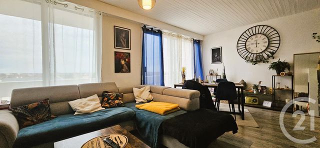 Appartement Duplex à vendre - 4 pièces - 83.5 m2 - MONTLUCON - 03 - AUVERGNE - Century 21 Pasquet Immobilier