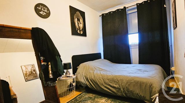 Appartement Duplex à vendre - 4 pièces - 83.5 m2 - MONTLUCON - 03 - AUVERGNE - Century 21 Pasquet Immobilier