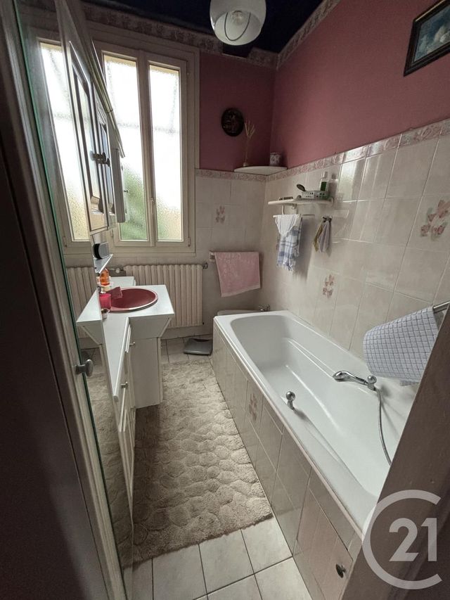 maison à vendre - 6 pièces - 119.0 m2 - MONTLUCON - 03 - AUVERGNE - Century 21 Pasquet Immobilier