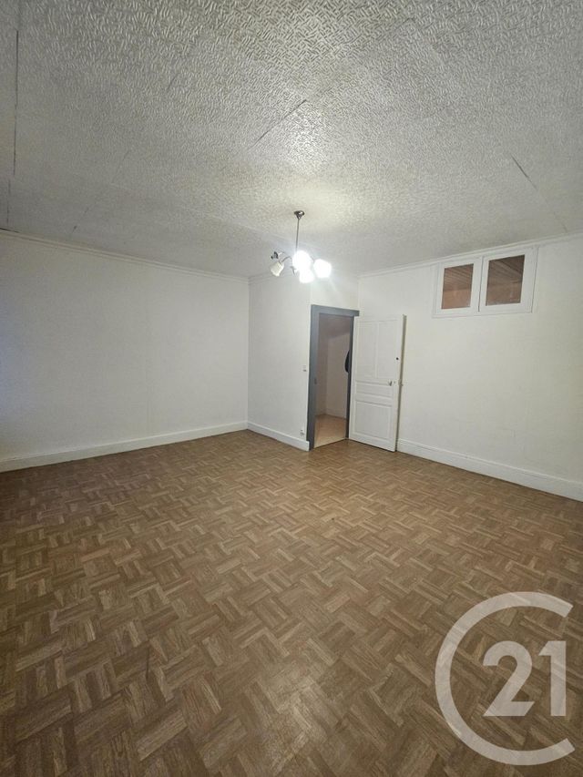 maison à louer - 4 pièces - 130.0 m2 - VILLEBRET - 03 - AUVERGNE - Century 21 Pasquet Immobilier