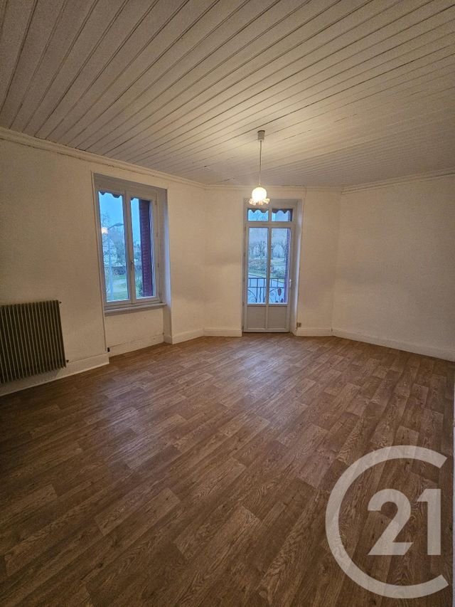 maison à louer - 4 pièces - 130.0 m2 - VILLEBRET - 03 - AUVERGNE - Century 21 Pasquet Immobilier