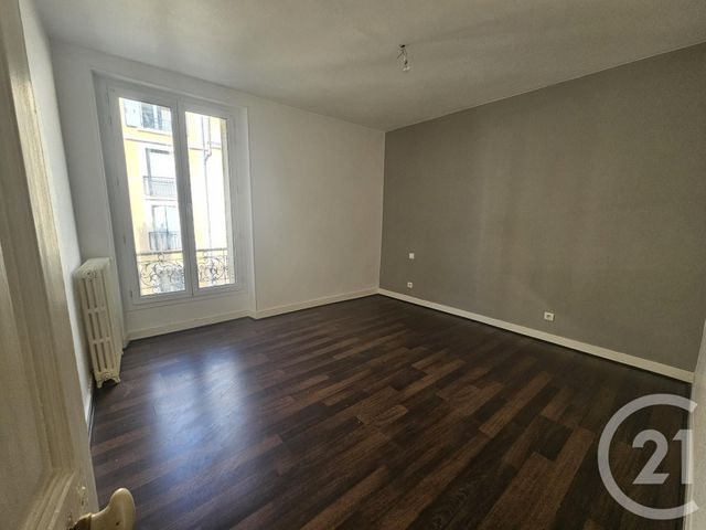 Appartement F3 à louer - 3 pièces - 68.52 m2 - MONTLUCON - 03 - AUVERGNE - Century 21 Pasquet Immobilier