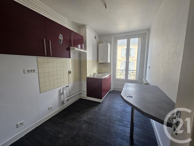 Appartement F3 à louer - 3 pièces - 68.08 m2 - MONTLUCON - 03 - AUVERGNE - Century 21 Pasquet Immobilier