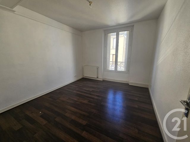 Appartement F3 à louer - 3 pièces - 68.08 m2 - MONTLUCON - 03 - AUVERGNE - Century 21 Pasquet Immobilier