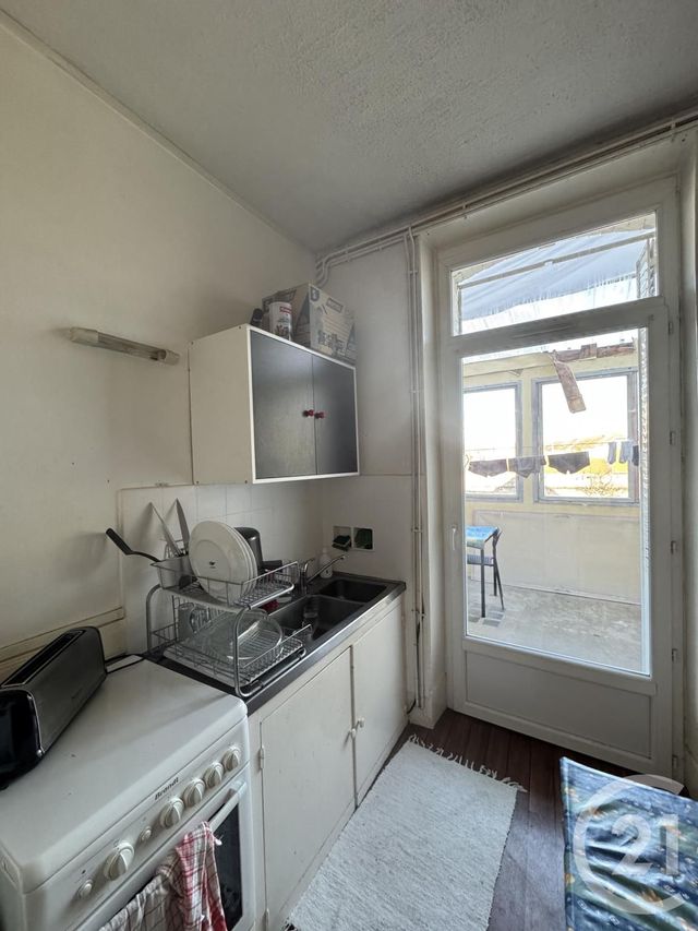 Appartement F2 à louer - 2 pièces - 50.75 m2 - MONTLUCON - 03 - AUVERGNE - Century 21 Pasquet Immobilier