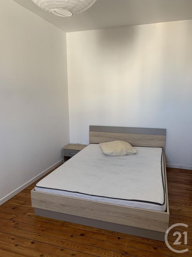 Appartement F2 à louer - 2 pièces - 37.0 m2 - MONTLUCON - 03 - AUVERGNE - Century 21 Pasquet Immobilier