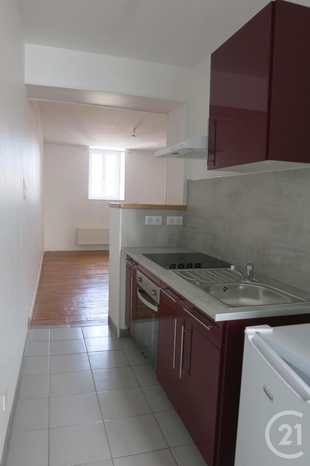 Appartement F2 à louer - 2 pièces - 37.0 m2 - MONTLUCON - 03 - AUVERGNE - Century 21 Pasquet Immobilier