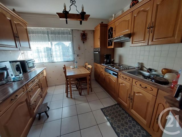 Appartement F3 bis à vendre - 4 pièces - 88.63 m2 - MONTLUCON - 03 - AUVERGNE - Century 21 Pasquet Immobilier