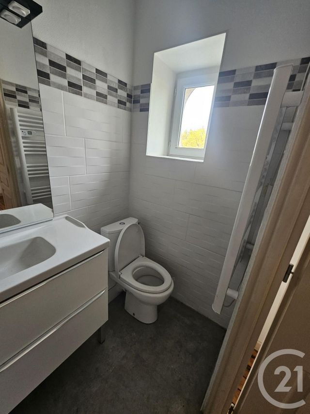 maison à louer - 5 pièces - 101.0 m2 - MONTLUCON - 03 - AUVERGNE - Century 21 Pasquet Immobilier