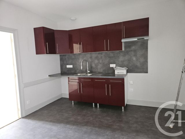 maison à louer - 3 pièces - 65.26 m2 - HURIEL - 03 - AUVERGNE - Century 21 Pasquet Immobilier