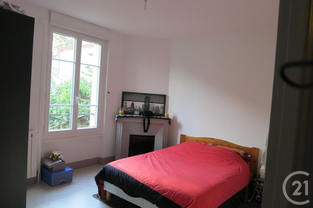 Appartement F3 à louer - 3 pièces - 57.0 m2 - MONTLUCON - 03 - AUVERGNE - Century 21 Pasquet Immobilier