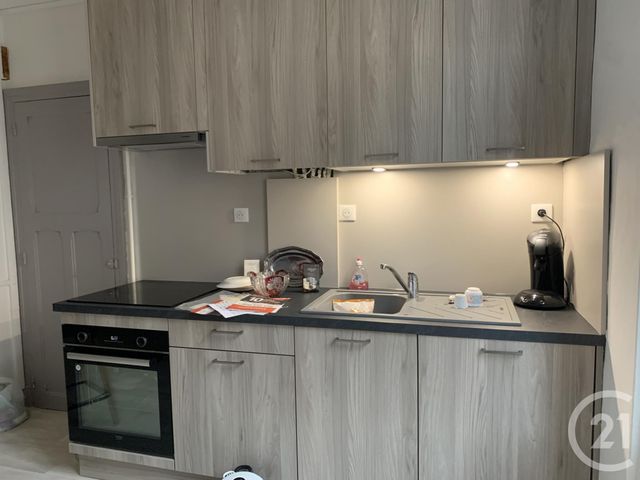 Appartement F3 à louer - 3 pièces - 57.0 m2 - MONTLUCON - 03 - AUVERGNE - Century 21 Pasquet Immobilier