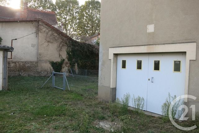 Appartement F3 à louer - 3 pièces - 57.0 m2 - MONTLUCON - 03 - AUVERGNE - Century 21 Pasquet Immobilier