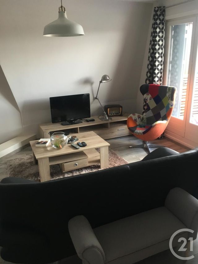 Appartement F3 à louer - 3 pièces - 60.0 m2 - MONTLUCON - 03 - AUVERGNE - Century 21 Pasquet Immobilier