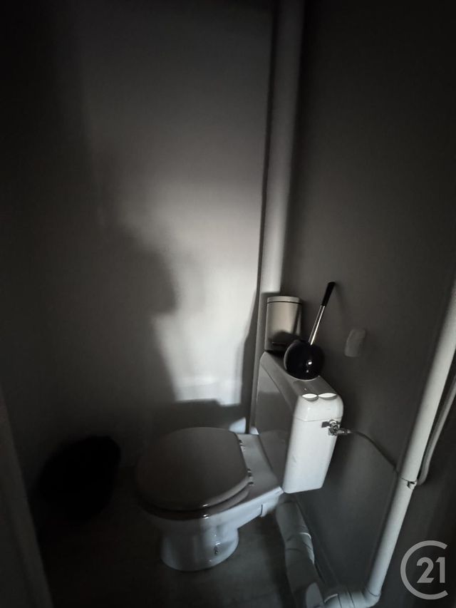 Appartement F1 à louer - 1 pièce - 22.5 m2 - MONTLUCON - 03 - AUVERGNE - Century 21 Pasquet Immobilier