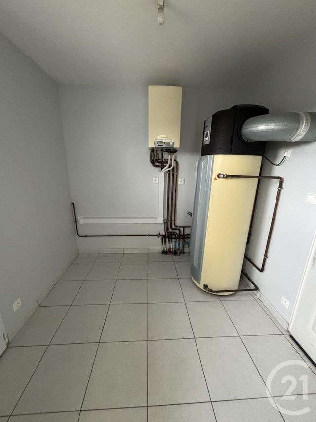 maison à vendre - 4 pièces - 99.1 m2 - DOMERAT - 03 - AUVERGNE - Century 21 Pasquet Immobilier